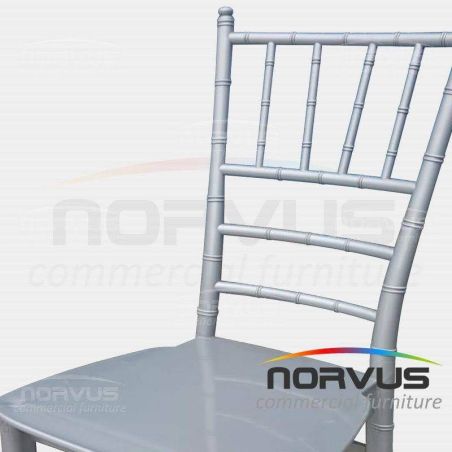  Silla Tifanny de plástico plata