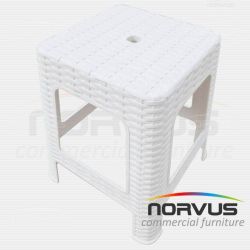 Banco de plástico Rattan blanco