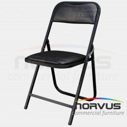 Silla plegable acojinada en esmalte vinil negro