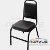 Silla apilable acojinada en esmalte vinil negro Silla apilable acojinada en esmalte vinil negro