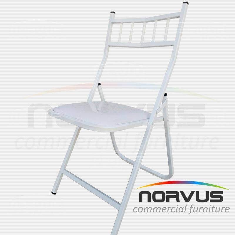 Silla plegable Tiffany acojinada en esmalte blanco