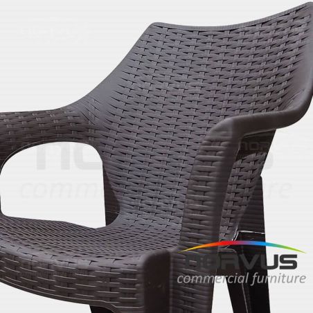  Silla de plastico con brazos Ratan chocolate