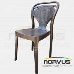 Silla de plastico Pisa sin brazos chocolate