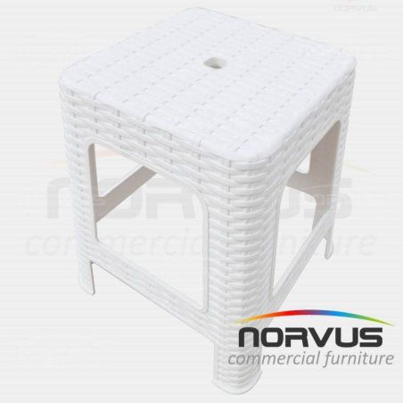 Banco de plastico Rattan blanco